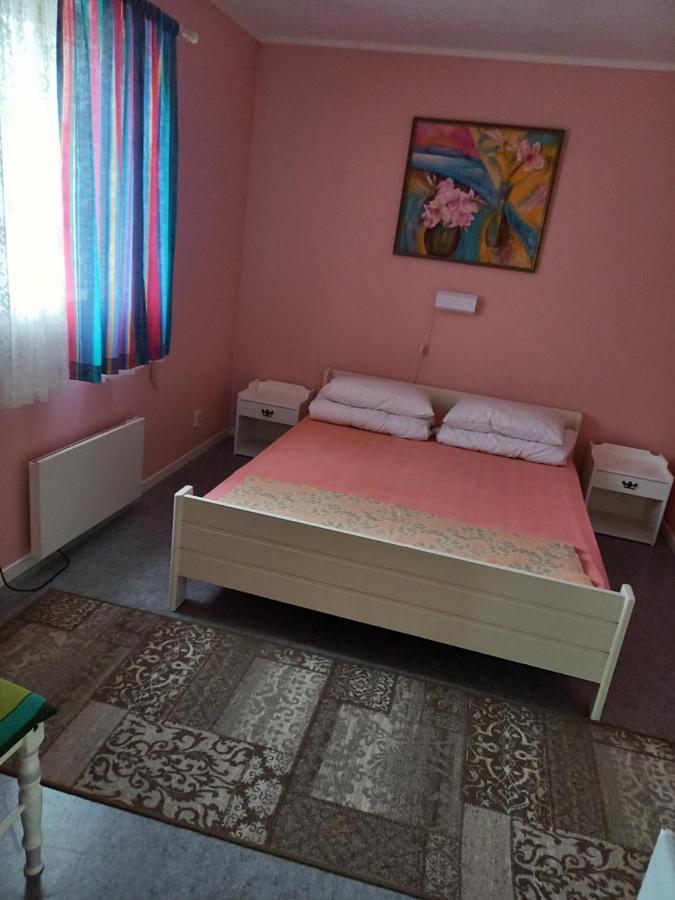 Milas House Two Apartments Fredvang Ngoại thất bức ảnh